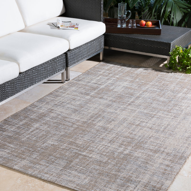 Tapis chameau et gris pour l'intérieur et l'extérieur Rossa, Rectangle 5 pi 3 po x 7 pi 7 po