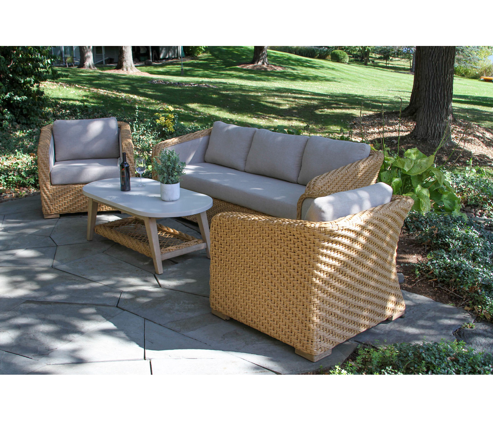Edicott 5-Person Eucalyptus Patio Seating Group