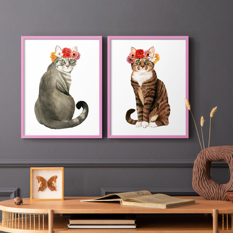 «Flower Crown Cats I», reproduction encadrée de qualité supérieure - prête à être accrochée - aucun clou requis - aucun clou requis