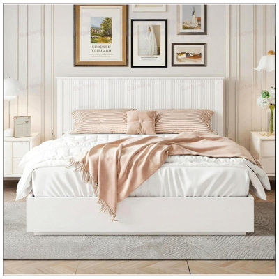 Solid Wood King-Size Bed Frame with 600lbs Weight Limit, Contemporary Design for Modern Bedrooms and Enhanced Comfort