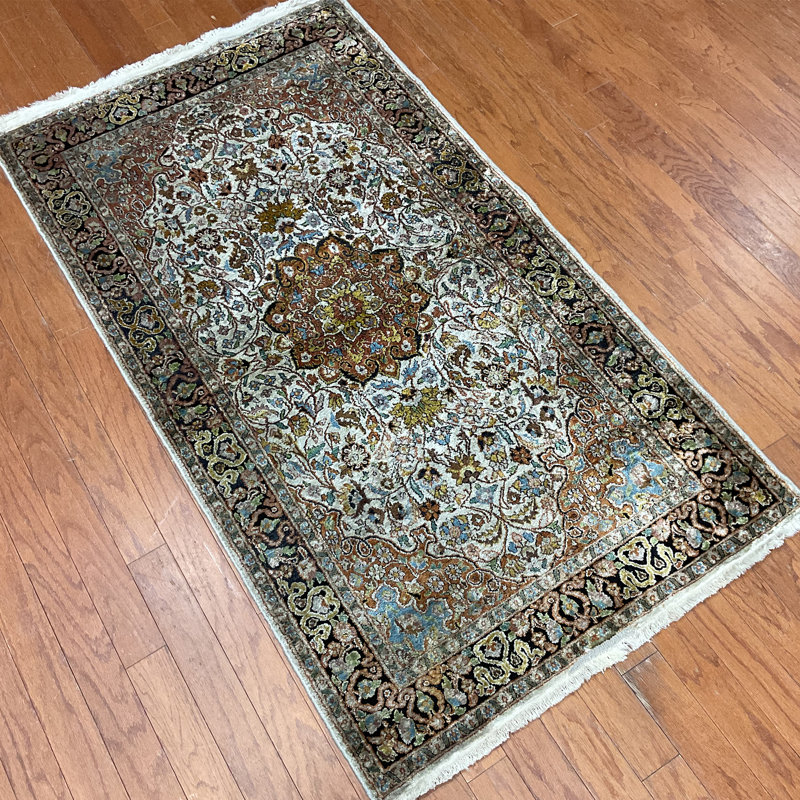  Tapis en soie fait à la main Kashmiri
