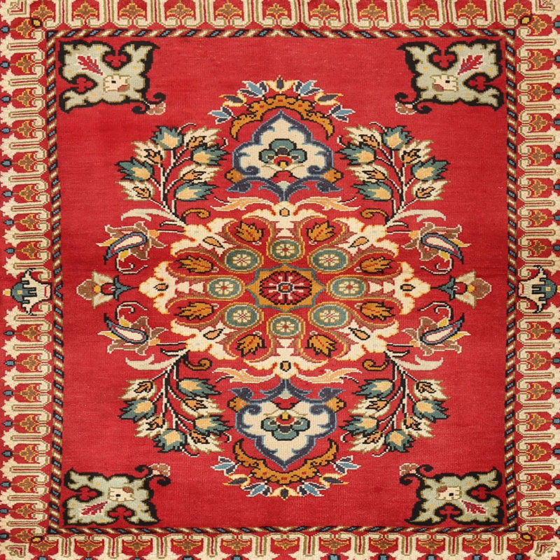 Oriental Indoor Rug, Round 5'