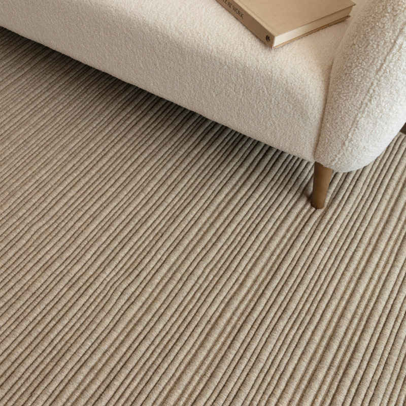 Berhan Wool Hand Woven Area Rug, Rectangle 160 x 230 cm