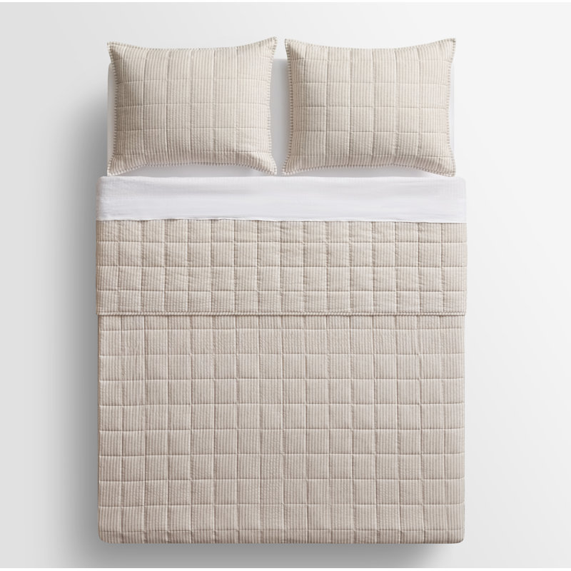Canfield Quilt Set, Queen Quilt + 2 Queen Shams, Tomato