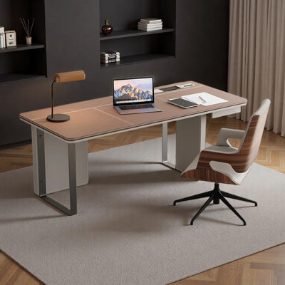 Bureau de luxe moderne et minimaliste