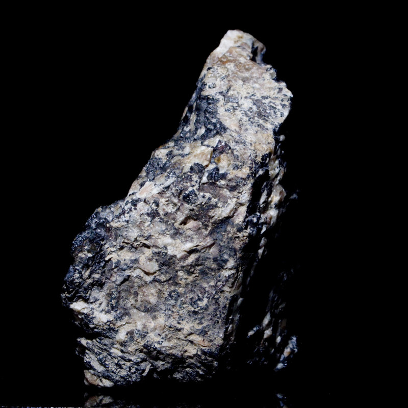 Rouge et blanc willemite avec Franklinite. Mine Franklin, Franklin, NJ, États-Unis