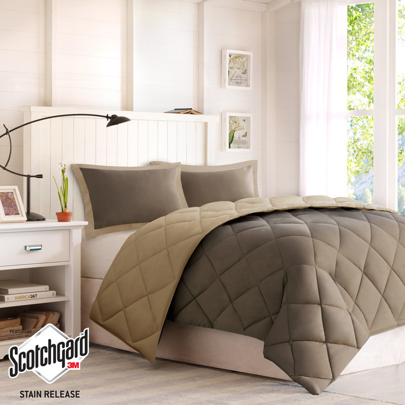 King Brown and Sand Reversible Down Alternative Comforter Set