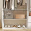 Système d'organisation modulaire blanc avec 3 tringles, 7 tablettes et 2 tiroirs