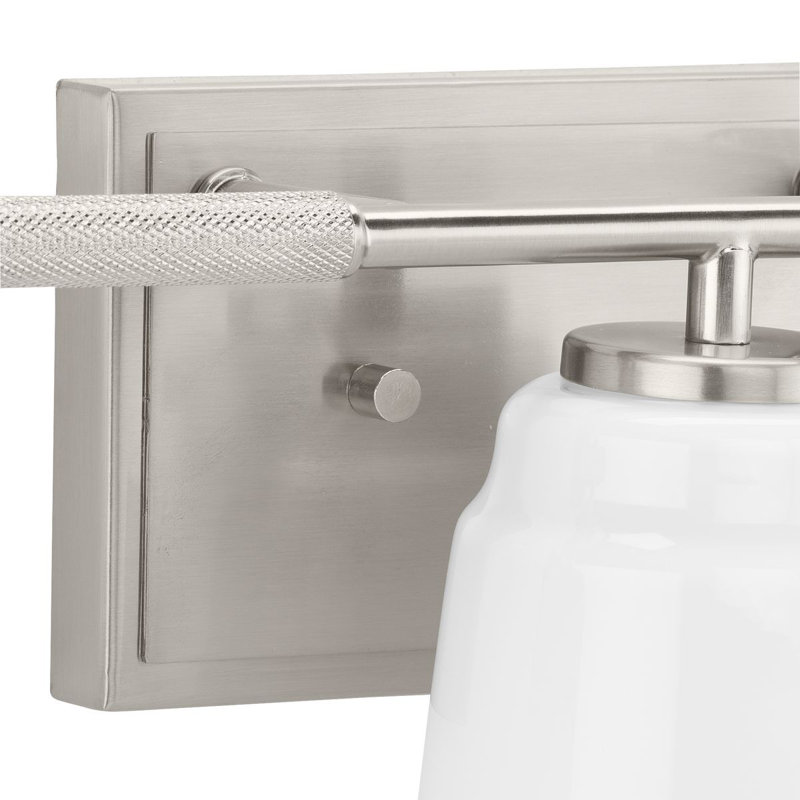 Éclairage pour meuble-lavabo industriel à trois lumières, Nickel brossé