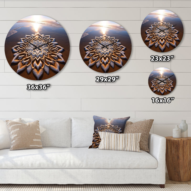 Horloge murale majestueuse Mandala blanc sur la plage Sunset IV, Moyenne