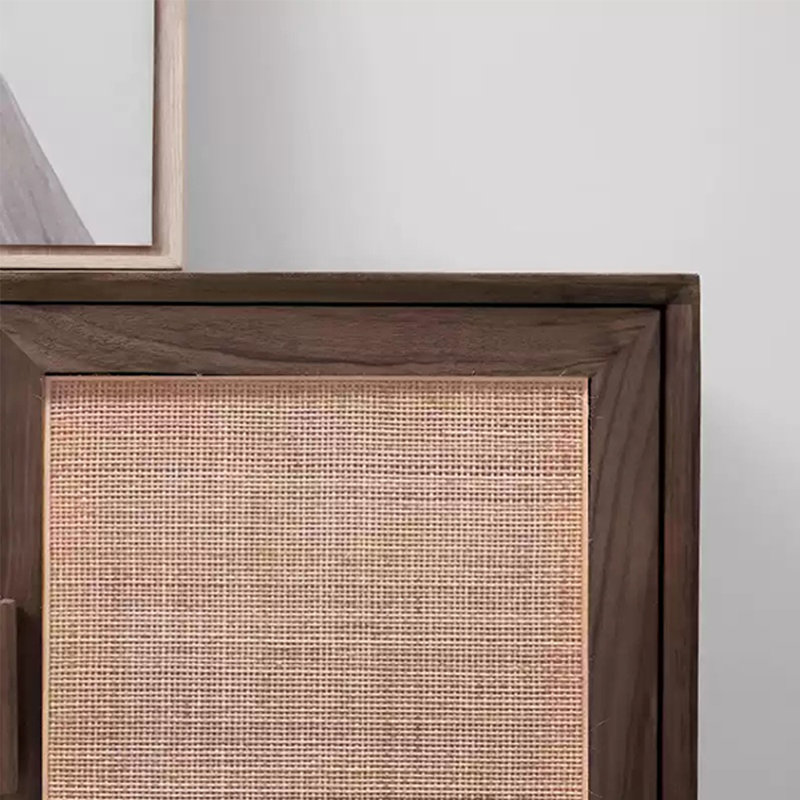 Armoire d'appoint en rotin