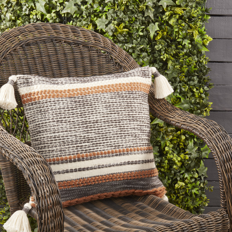 Housse de coussin décoratif à franges colorées