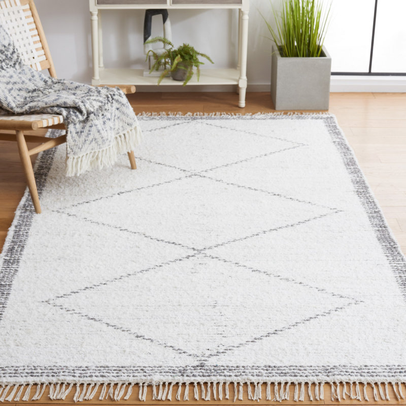 Anaias Hand Woven Cotton Geometric Rug, Rectangle 4' x 6'