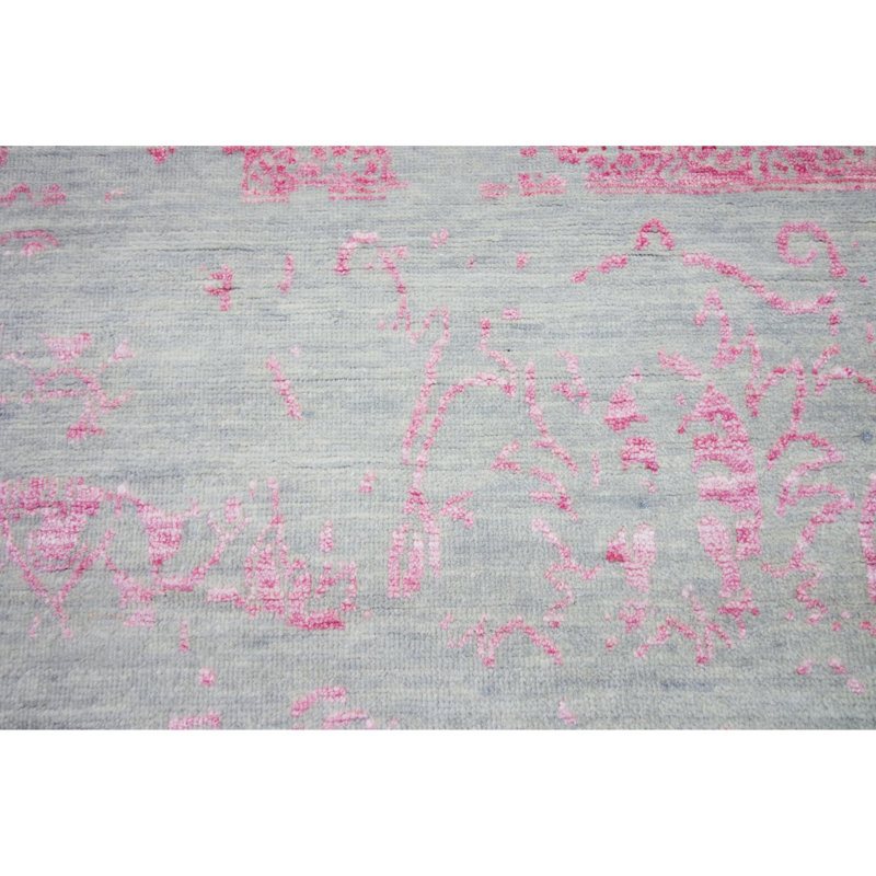 Oriental Area Rug in Pink, Rectangle 8' x 10'