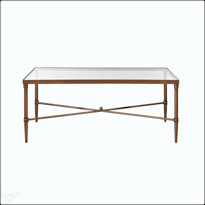 Élégante table basse rectangulaire moderne avec plateau en verre trempé et structure en métal robuste, parfaite pour les salons contemporains.