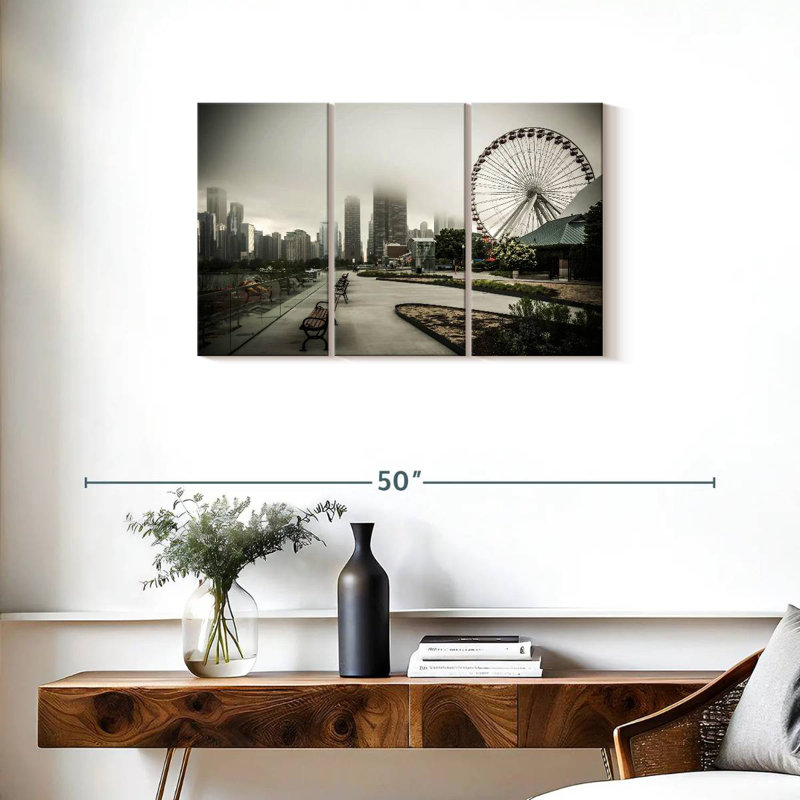 Sebbie Foggy Navy Pier, 20" H x 33" W