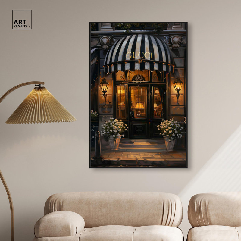 «Elegant Night Time Store Store Canvas» par Art Remedy, H 46 po x l 31 po, Cadre flottant, Noir
