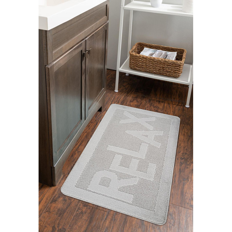 Tapis de bain antidérapant, gris, 23,6 po x 39,4 po | 100% polypropylène, épaisseur totale de 10 mm, 1 300 g / m² | Lavable à la machine à 30 ° F, passer l'aspirateur | Parfait pour la sécurité et le confort de la salle de bain, conception durable