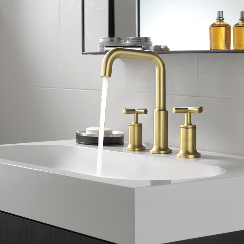 Centerset 2-handle Bathroom Faucet, Brushed Gold