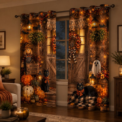 Ensemble de 2 rideaux occultants de style ferme pour l'Halloween, motif rustique porte en bois avec épouvantail, fantôme, citrouille et chat, œillets, réduction du bruit et protection de l'intimité, idéal pour obscurcir la pièce (chambre, salon, cuisine, décoration intérieure).