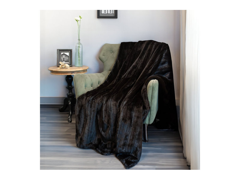 Couverture surdimensionnée en faux vison de couleur brune Thomas Espresso de Thomas Collection, 108 po x 90 po