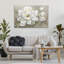 Magnolias en fleurs sur toile beige, design par Nan-240432387