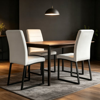 Chaises d'appoint de salle à manger modernes en cuir de polyuréthane, chaises de cuisine capitonnées à dossier haut avec pieds de traîneau en métal noir, ensemble de 2
