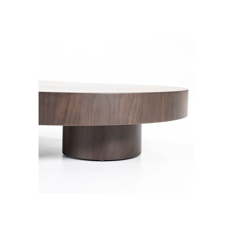 Table basse simple en bois massif