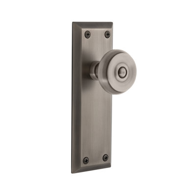 Grandeur Fifth Avenue Plate Privacy with Bouton Door Knob