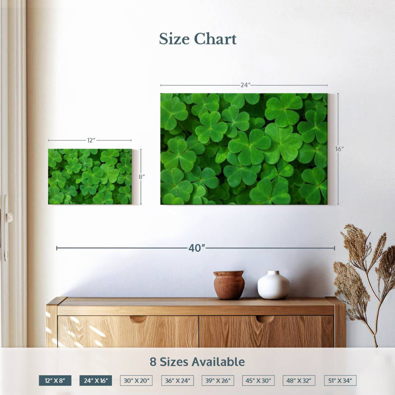Harnek Green Shamrock Cluster, 16" H x 24" W