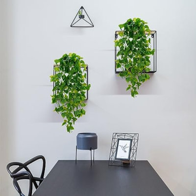 Faux plantes suspendues, 2 pièces de vignes Pothos artificielles verdoyantes pour le mur de la maison, du salon, de la décoration intérieure et intérieure (sans paniers)