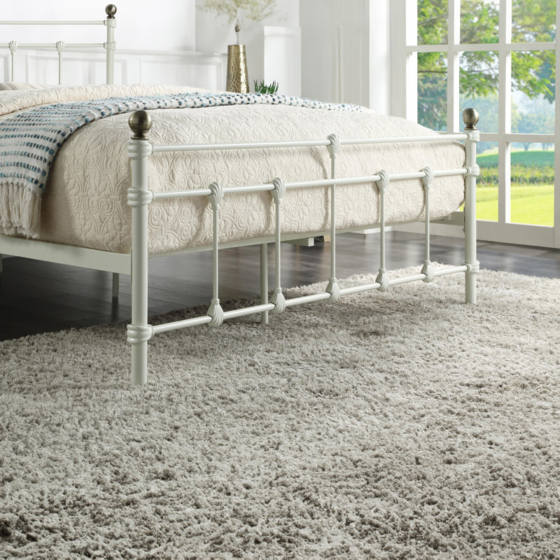 BAYFORD Metal Bed, White, Small Double (4')