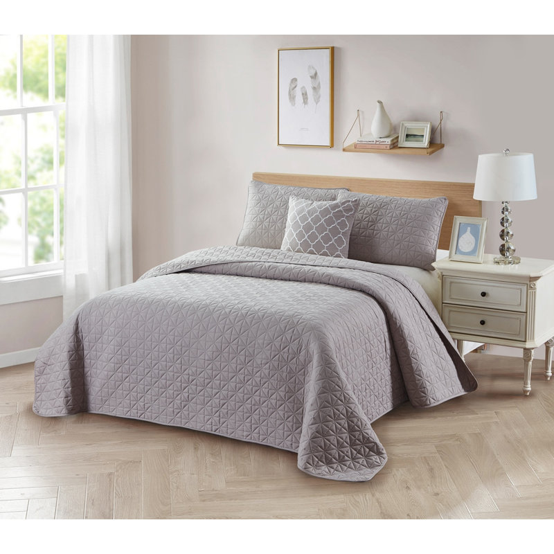 Ensemble de courtepointe réversible unie Bibb Home avec coussins décoratifs (4 pièces), Taupe