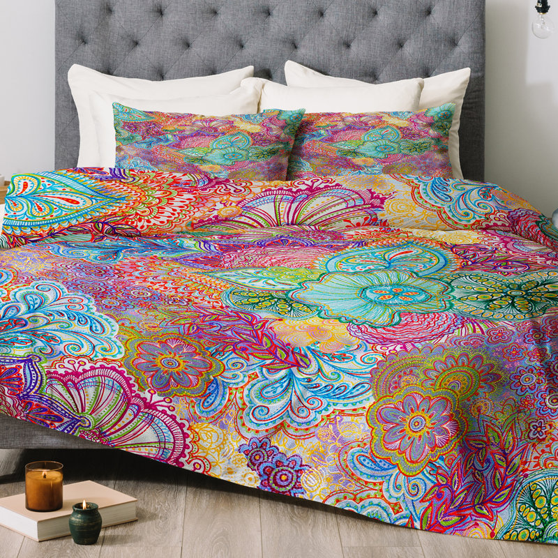 Traditional Polyester Floral Comforter, Queen Comforter  