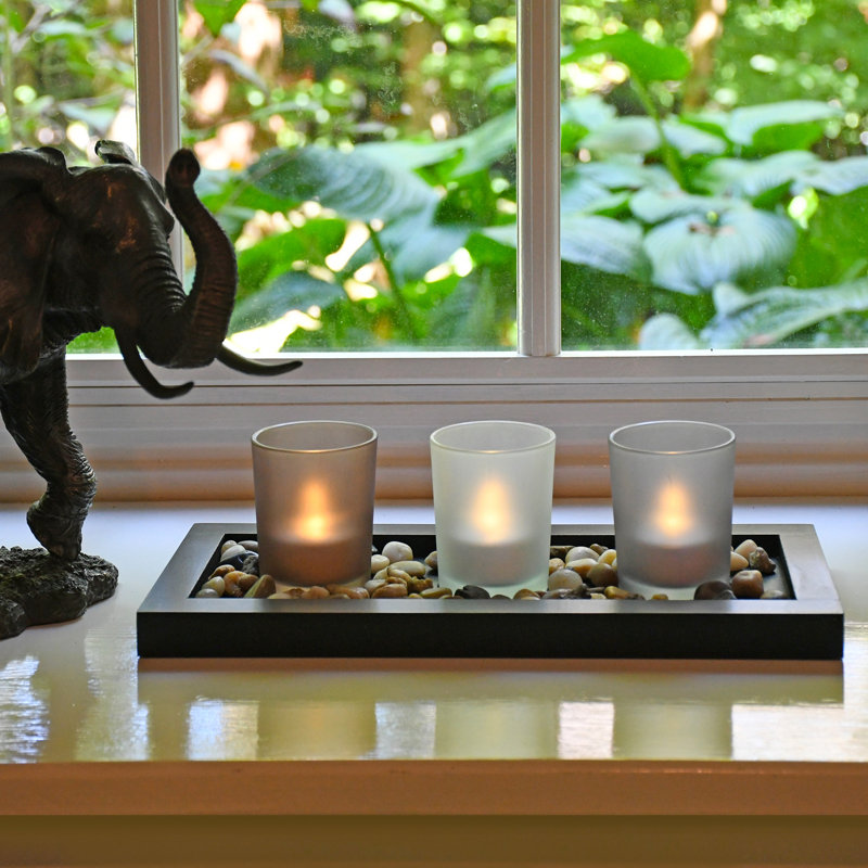 Plateau en bois avec 3 porte-bougies en verre