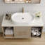 Meuble-lavabo mural avec lavabo ovale en céramique, armoire en bois massif multi-couches, tiroirs à fermeture en douceur et rangement ouvert pour des salles de bain modernes et peu encombrantes