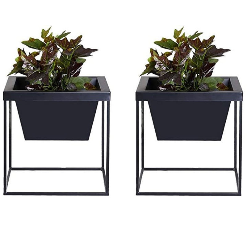 Jennicka Metal Elevated Planter