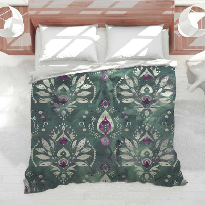Floral Damask Pattern Comforter