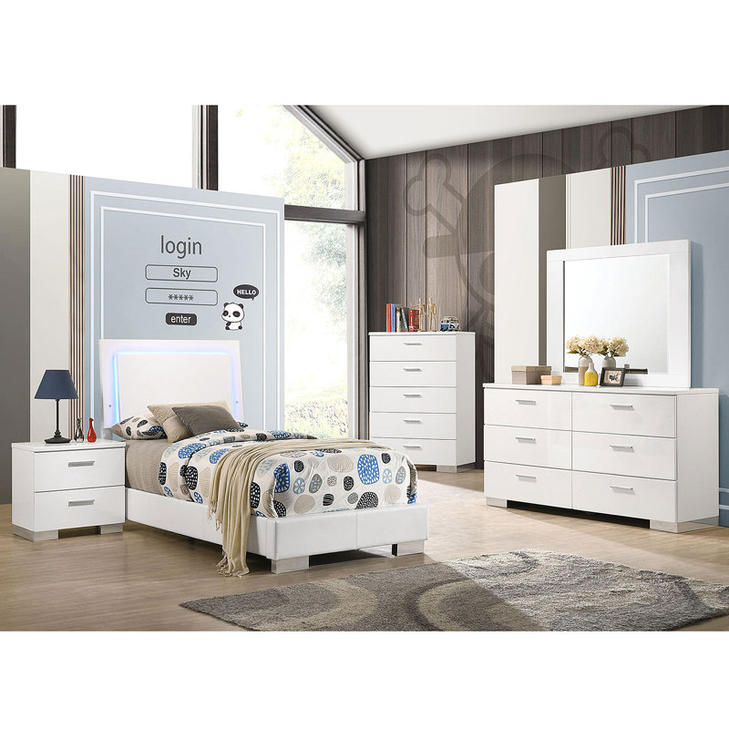 Ensemble de chambre à coucher simple 4 pièces Dulcey, Quatre pièces : lit, table de chevet, commode et, Simple