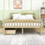 Lit plateforme en bois avec garde-corps et tiroirs de rangement-554019327