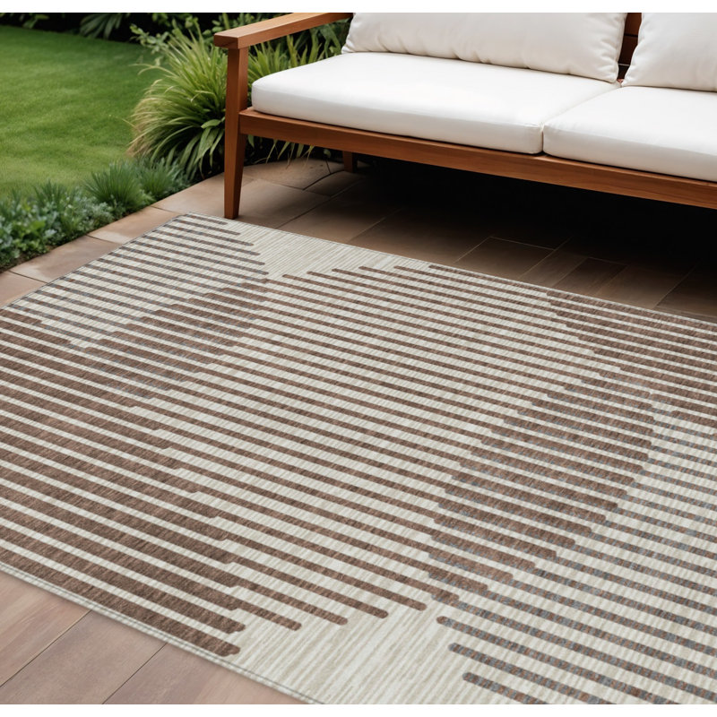 Tapis intérieur lavable à motif géométrique 8 pi x 10 pi brun