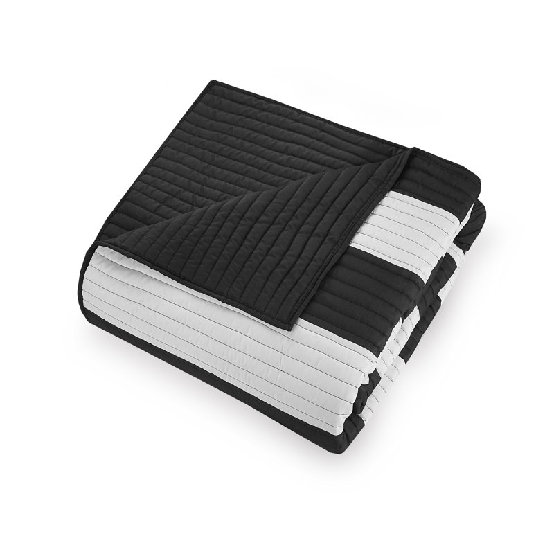 Twin Black and White Reversible Microfiber Kids Quilt Set
