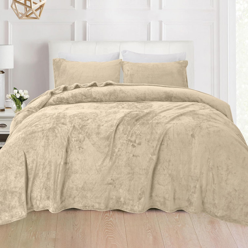 Microfiber - Set of 4, Full Sheet Set + 2 Standard Pillowcases, Cream
