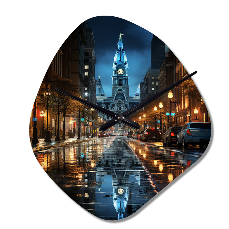 Madigan Philadelphia Beautiful Cityscape - Philadelphia forme irrégulière horloge murale, Petit