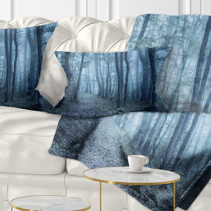Spring Foggy Forest Trees - Coussin imprimé paysage