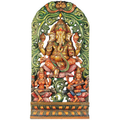 Lord Ganesha avec la déesse Lakshmi et Saraswati - grande taille