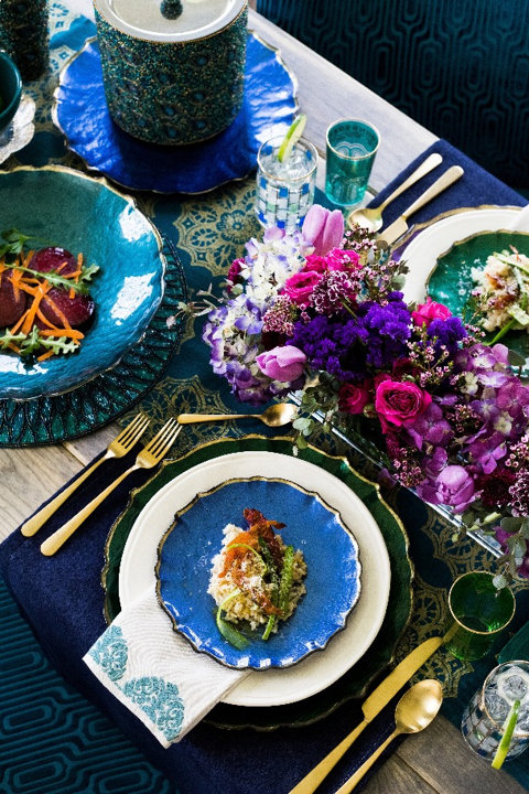 Plates & Saucers
