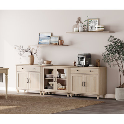 Buffet Scarlett avec 2 tiroirs, 2 portes en verre et 4 portes en bois