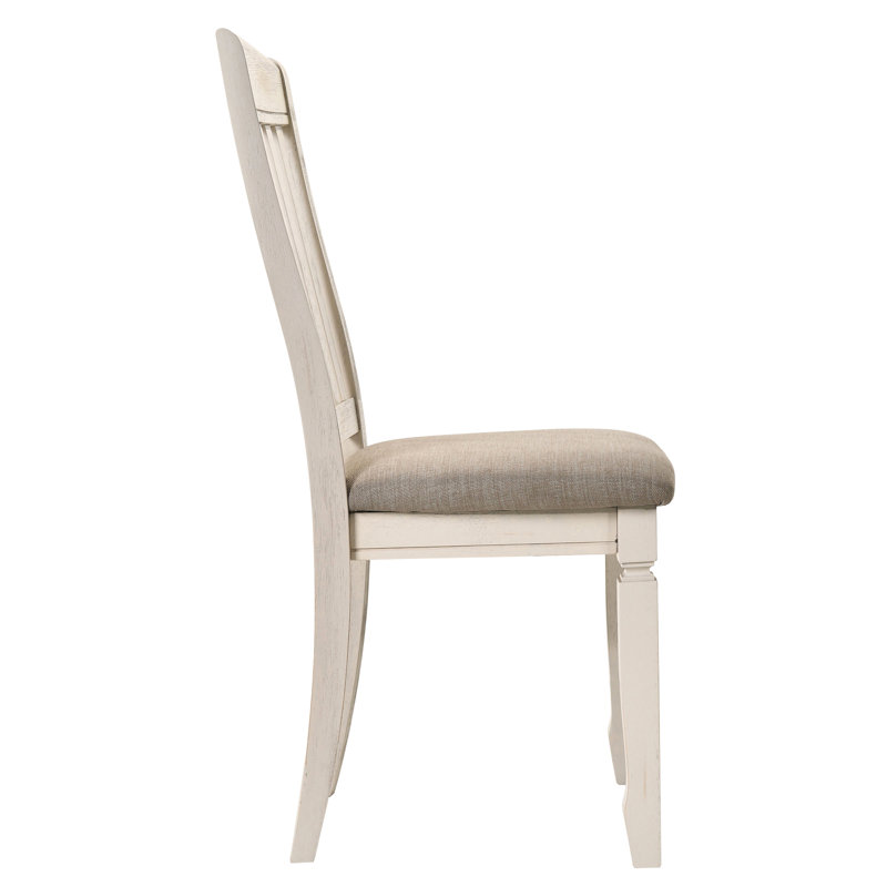 2 chaises d'appoint rembourrées brun clair avec des pieds crème et un dossier à lattes en bois - Confortable pour les repas en distinguant 2 coussins rembourrés en mousse de conception classique