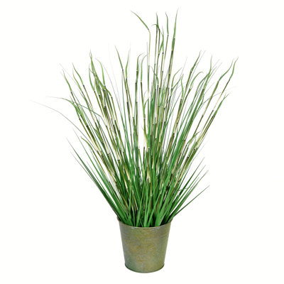Herbe artificielle en pot